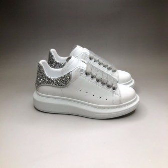 ALEXANDER MCQUEEN 알렉산더 맥퀸 오버사이즈 스니커즈